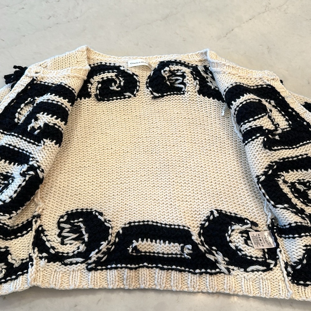 Women's Cream & Black Textured Knit Cardigan - Picture 6 of 13